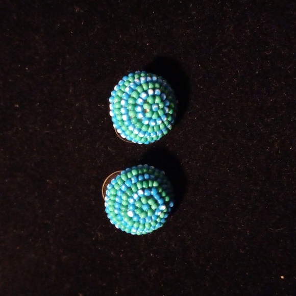 2 pairs J.Crew earrings. Stud earrings &  dangeling  designer - Picture 5 of 7